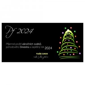 Barevná hra světel odhalí na černém pozadí novoročního přání zelený vánoční stromeček.